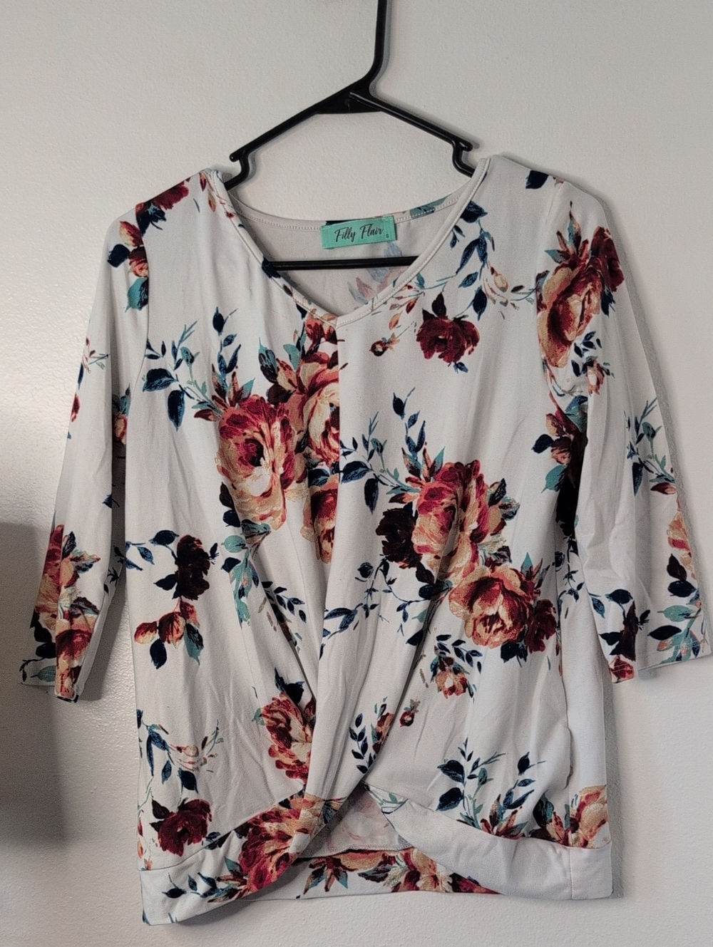 Filly Flair White Floral Twist-Front Long Sleeve Top